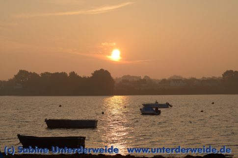 Sonnenauf- und Sonnenuntergänge